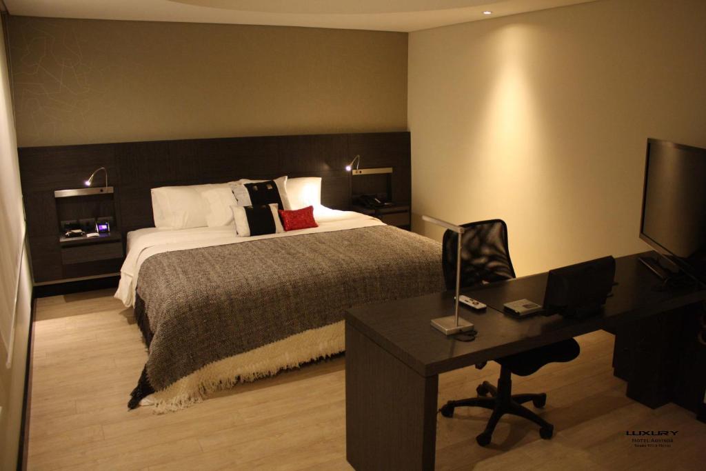 Casa Gaitan Cortes Hotel โบโกตา ห้อง รูปภาพ