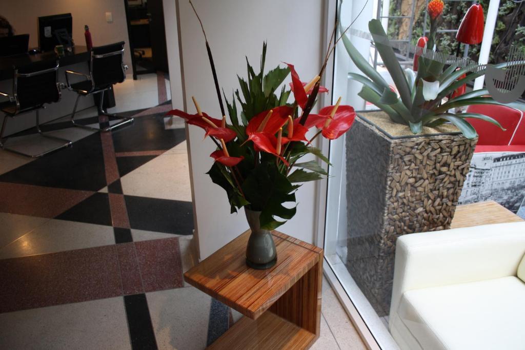Casa Gaitan Cortes Hotel โบโกตา ภายนอก รูปภาพ