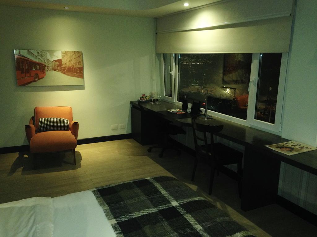 Casa Gaitan Cortes Hotel โบโกตา ภายนอก รูปภาพ